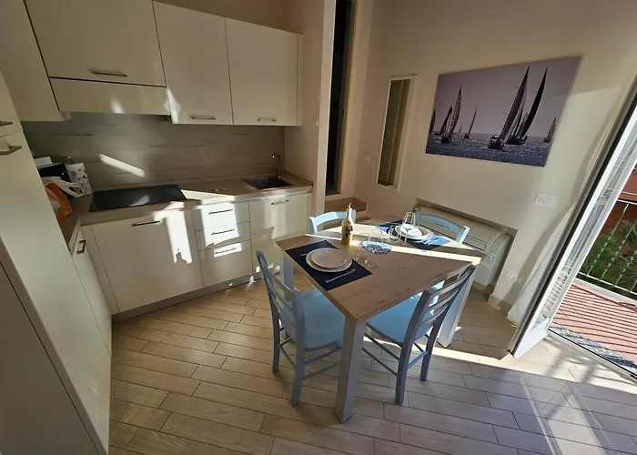 Apartment And Bike E And Sun San Lorenzo al Mare